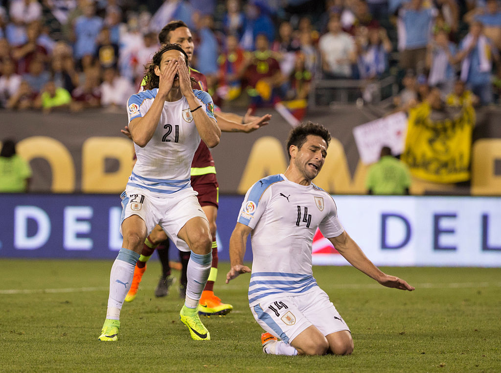 Edinson Cavani, Nicolas Lodeiro