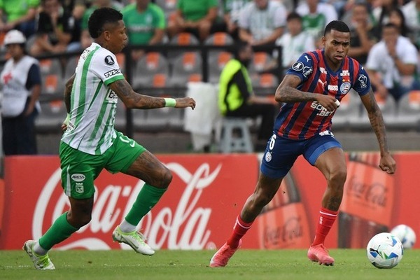Atltico Nacional se impone ante Bahia en emocionante duelo de Copa Libertadores
