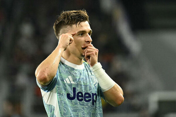 Juventus arrasa con Al Ain en su debut en el Mundial de Clubes 2025