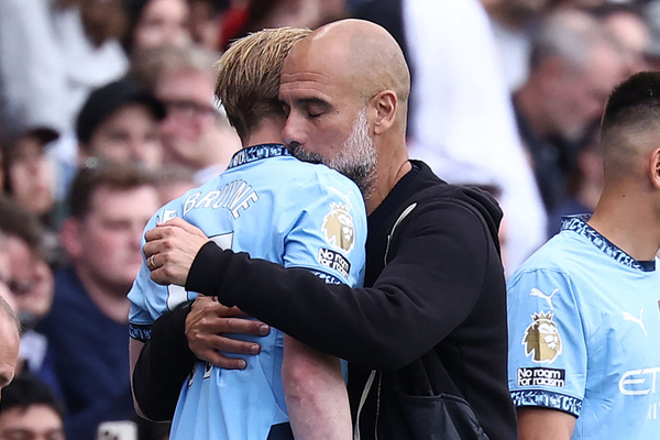 En la despedida de De Bruyne, City hace su trabajo y asegura su lugar en la Champions