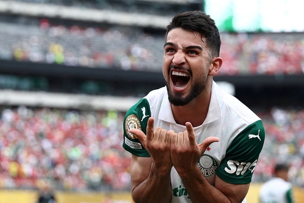 Con un fuerte inicio de la segunda parte, Palmeiras supera a Al Ahly y logra su primera vi...