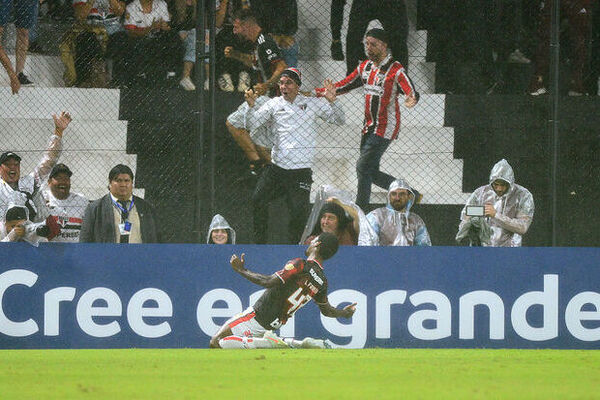 So Paulo triunfa sobre Libertad en emocionante duelo de Copa Libertadores