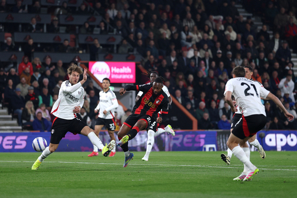 Bournemouth triunfa frente a Fulham y rompe mala racha en la Premier League
