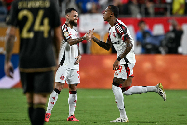 Flamengo logra un empate relmpago contra Los Angeles y avanza invicto en el Mundial