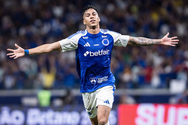 Cruzeiro Brilla y Domina a Bahia en la Jornada 4 del Brasileiro 2025